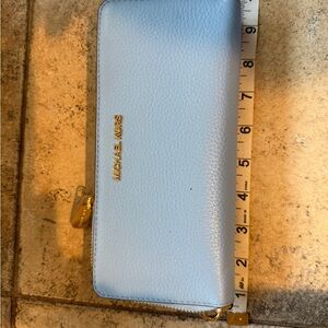 Michael Kors Light Blue Jet Set Travel Wallet NEW
